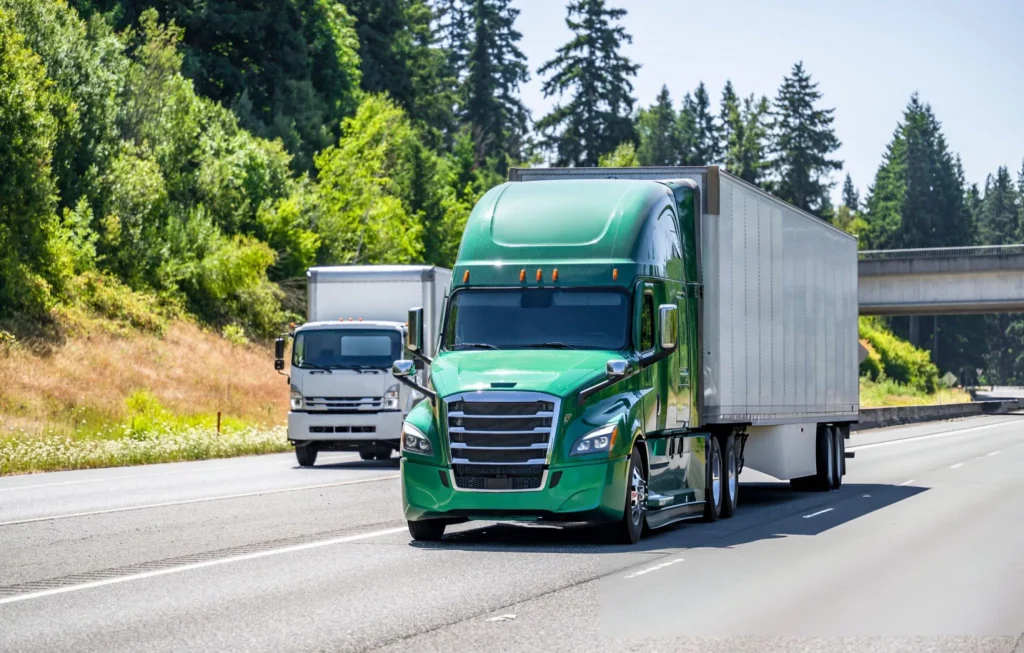 Sustainable Solutions: Uniting Electric Trucks, Solar Charging, and Fleet Advertising for a Greener Ecosystem